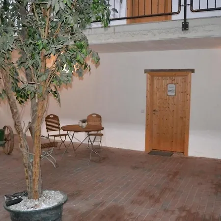 Tolle In Upleward Mit Grosser Terrasse 아파트 Krummhörn